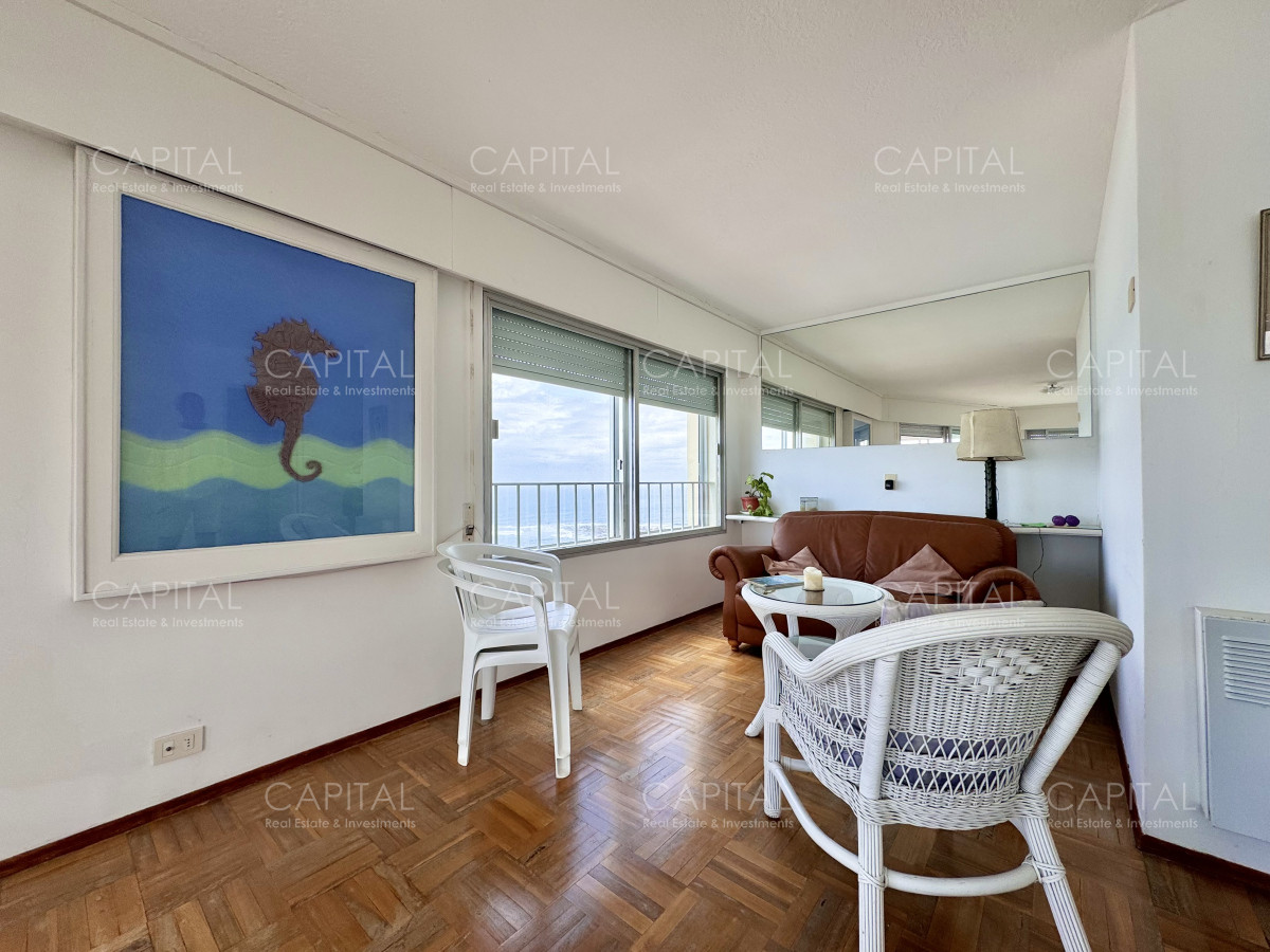Apartamento ID.37407 - Apartamento de tres dormitorios y dependencia en Venta Punta del Este