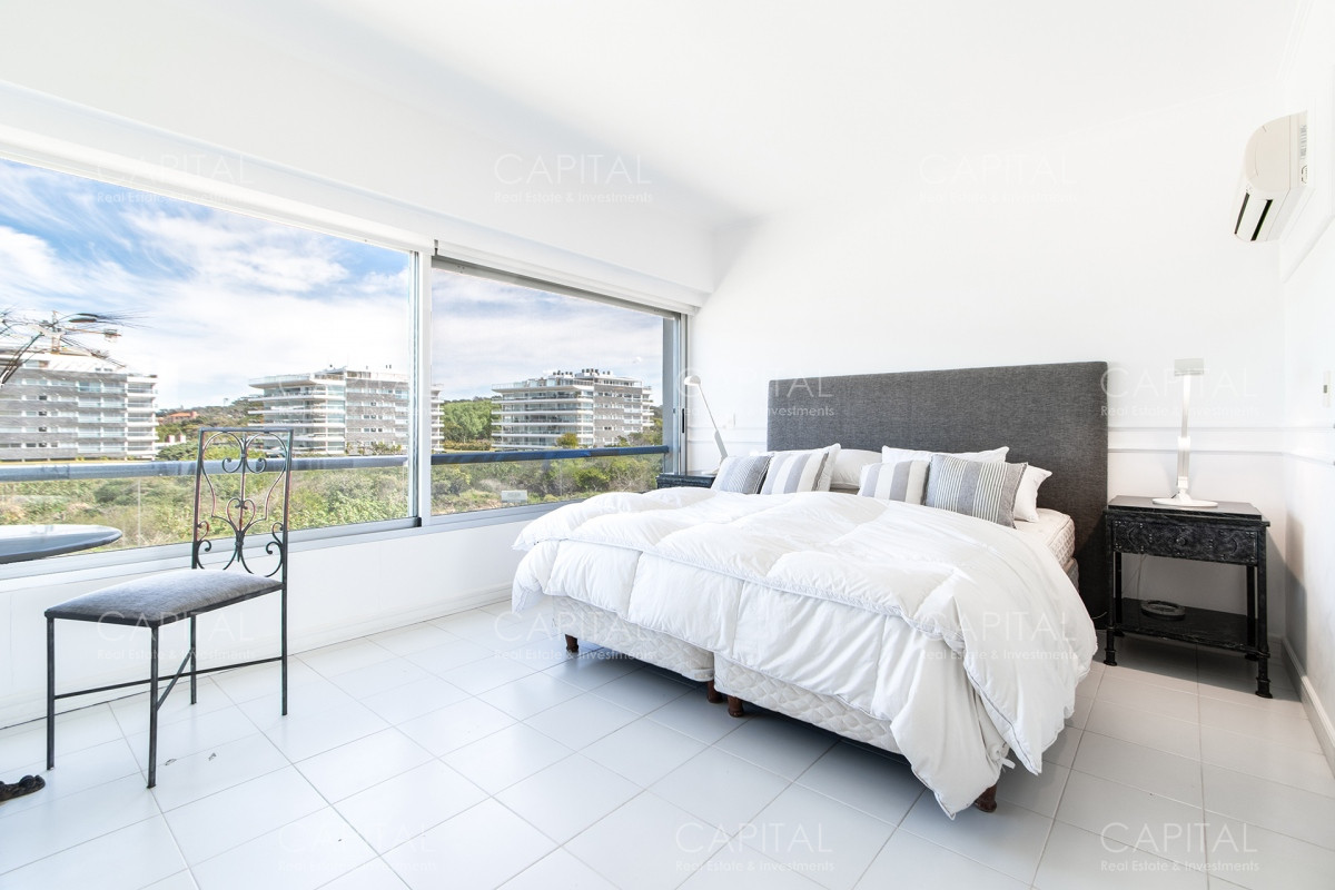 Apartamento ID.35179 - Apartamento en venta en primera línea Playa Brava