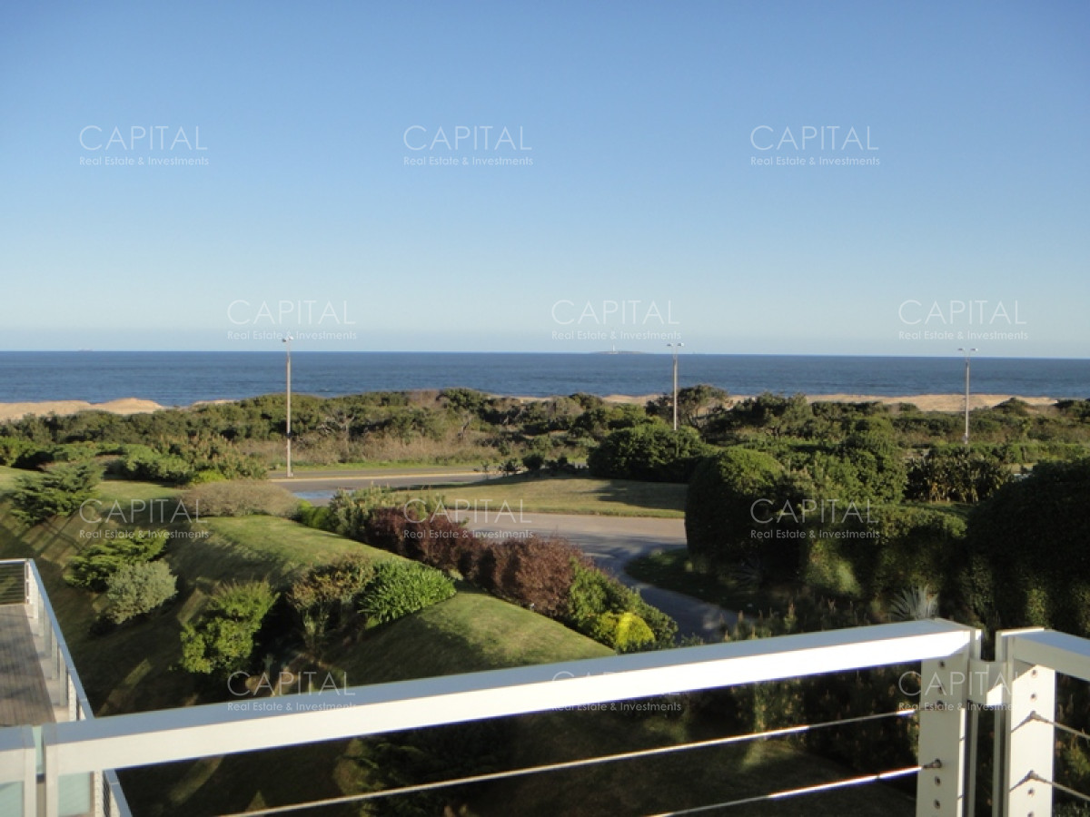 Apartamento ID.30147 - Excelente Apartamento Duplex en Acqua Punta del Este en Venta