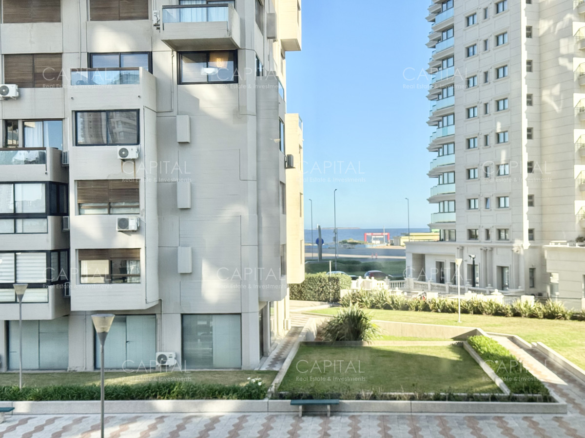 Apartamento ID.39016 - Apartamento en Venta en Punta del Este de 2 dormitorios 