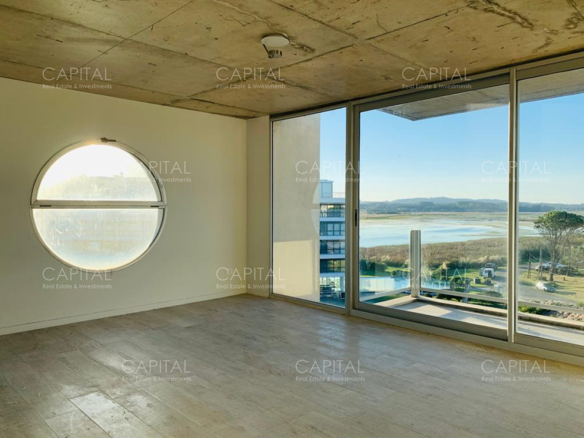 Apartamento ID.30996 - Moderno Penthouse a Estrenar de 3 Dormitorios frente a Playa Mansa - Venta