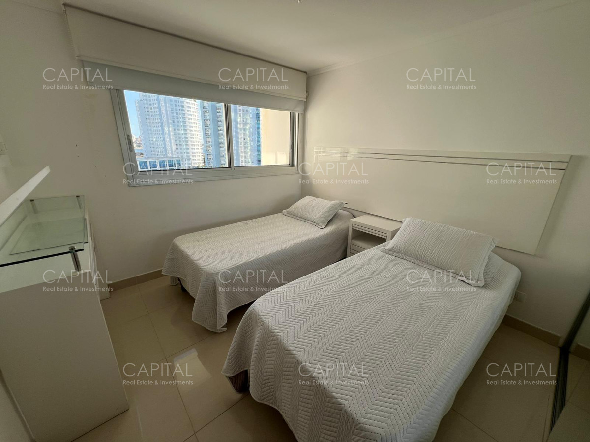 Apartamento ID.36884 - Apartamento en Venta de Tres Dormitorios en Playa Mansa,  Punta del  Este 