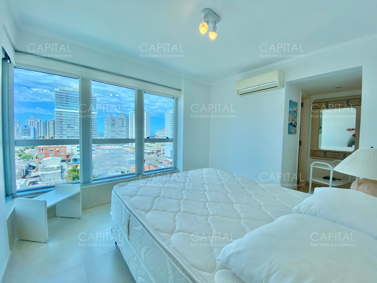 Apartamento ID.31832 - Apartamento en Venta de tres dormitorios, Punta del Este