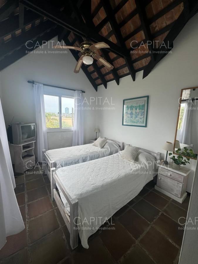 Apartamento ID.39159 - Apartamento en Venta en La Barra Excelente ubicación a media cuadra de la playa.