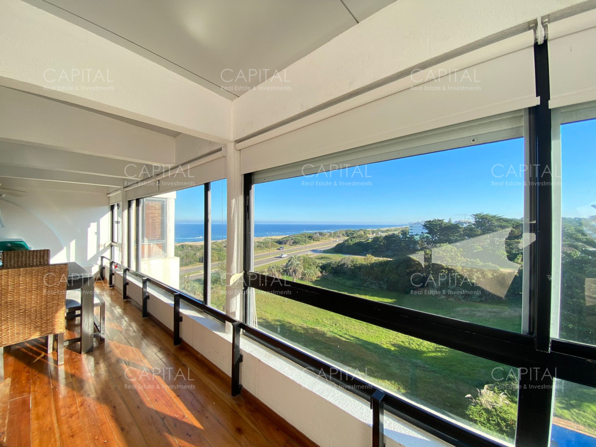 Apartamento ID.34603 - Apartamento en Alquiler Primera Linea Tres dormitorios con Parrillero