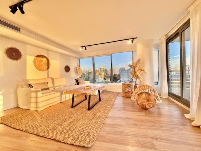Alexander Boulevard de tres dormitorios en Venta