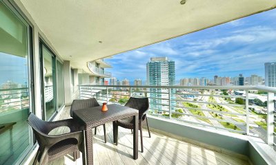 Alexander Boulevard en Venta de 2 Dormitorios con Vista al mar