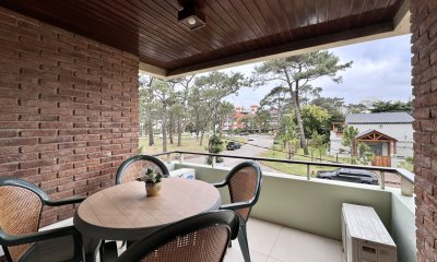 Apartamento reciclado en edifico Helios Punta Del Este