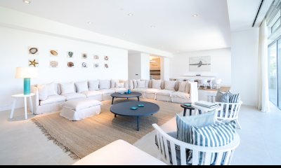 Excelente Apartamento en Acqua Punta del Este Tres suites en Venta en Primera línea, Playa Brava