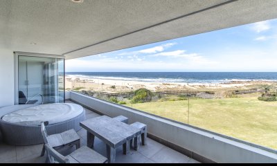 Apartamento en Esturión de Montoya en Venta, La Barra