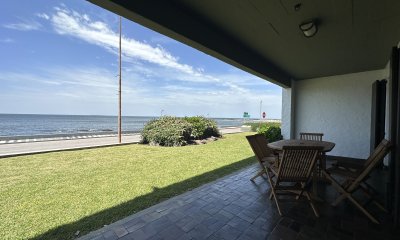 Apartamento de Tres Dormitorios frente a El Emir - Península Punta del Este