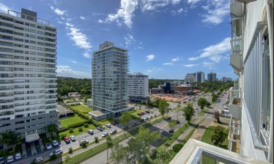 Departamento en Venta en Avda. Roosevelt