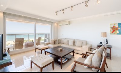Le Jardin Punta del Este Apartamento de Tres dormitorios y servicio en venta Le Jardin