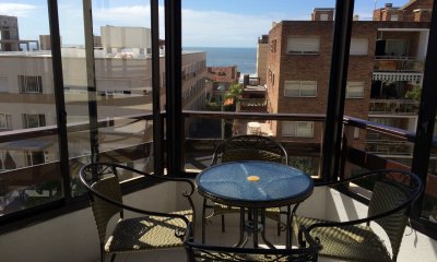 Venta de apartamento en península a pasos de la Playa El Emir