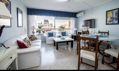 Muy buen apartamento de 3 dormitorios sobre Gorlero - Venta