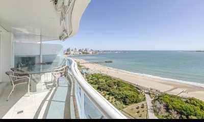 Millenium Tower Playa Mansa en Venta Punta del Este
