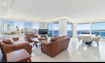 Milenium Tower Punta del Este Apartamento de tres dormitorios mas dependencia en Millenium Tower en Venta