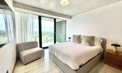Apartamento de lujo en Surfside ? Quinta Planta con Vistas Increíbles