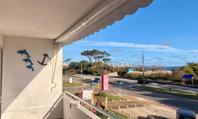 Apartamento Primera Fila Playa Mansa en Venta Un Dormitorio Punta Este