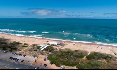 Le Parc IV esquinero piso alto en venta