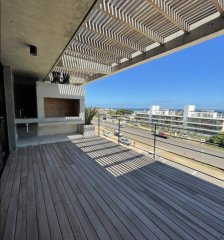 Apartamento duplex en venta en Manantiales