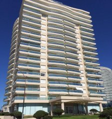 Penthouse Apartamento Playa Mansa Punta del Este en Venta