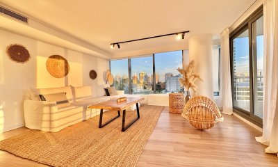 Alexander Boulevard de tres dormitorios en Venta