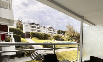 Apartamento de 1 Dormiotrio en Vneta Edificio Di Como