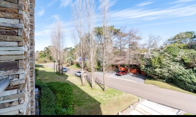 Apartamento a estrenar en Playa Brava Punta del Este