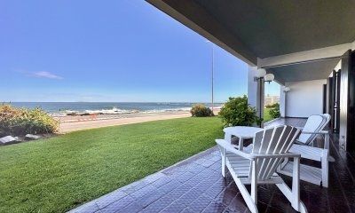 Muy lindo apto frente a playa El Emir a metros de Los Dedos