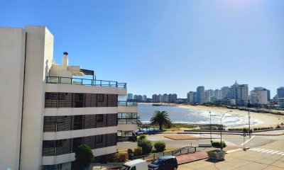 Excelente apartamento en Venta en Peninsula 2 Dormitorios