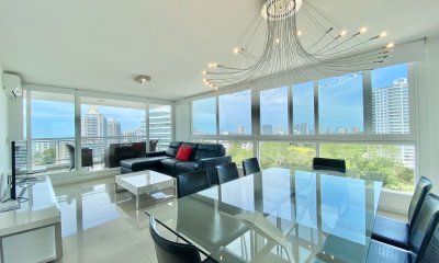 Torre One Apartamento en Venta de Dos Dormitorios