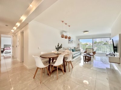 Miami Boulevard II, unit 202