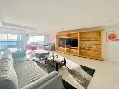 Beverly tower, unit 204