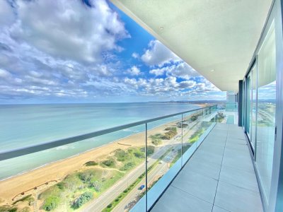 Venetian Luxury Residences, unit 1806
