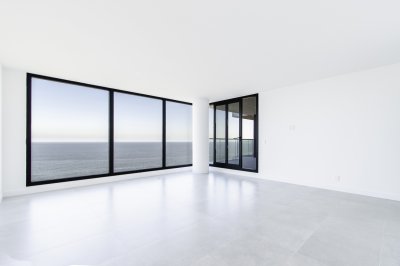 Venetian Luxury Residences, unit 404