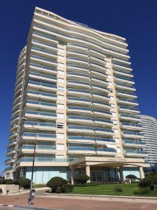 Coral tower, unit 1702