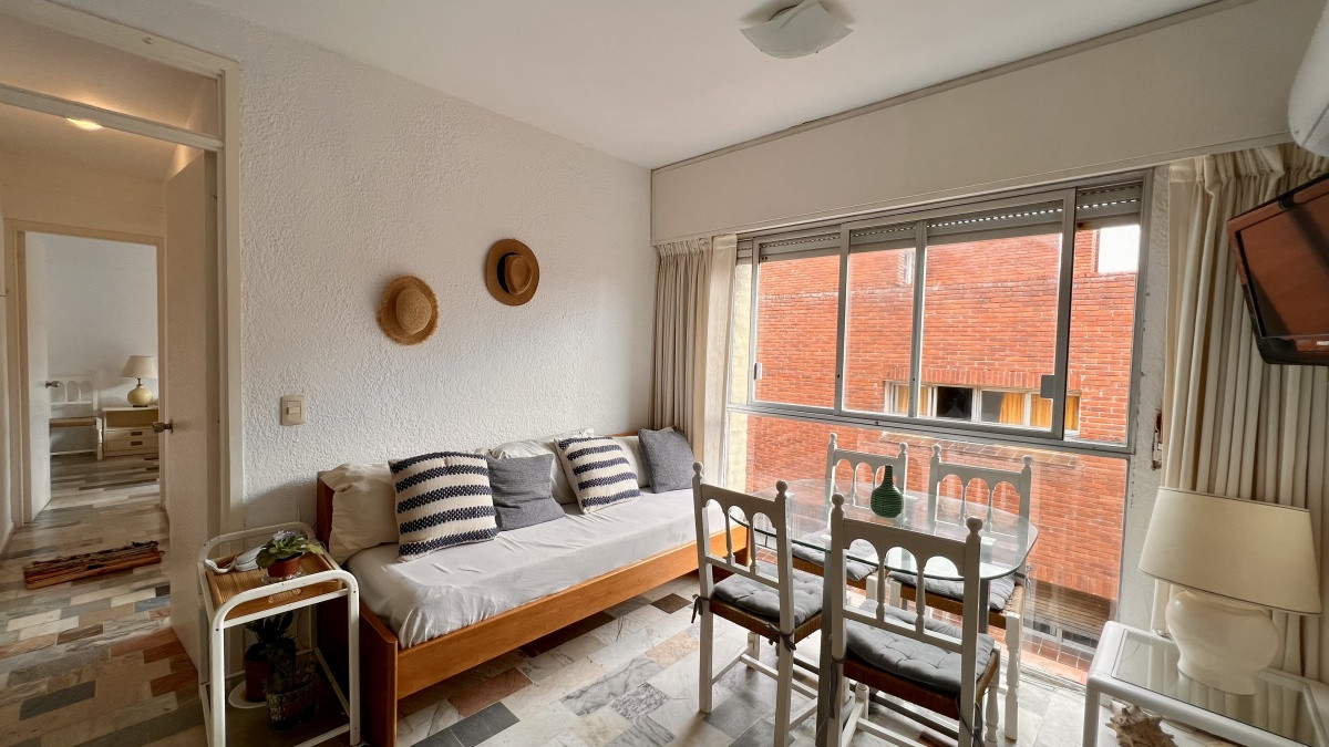 Departamento en venta en Meridien, Oportunidad en Punta del Este