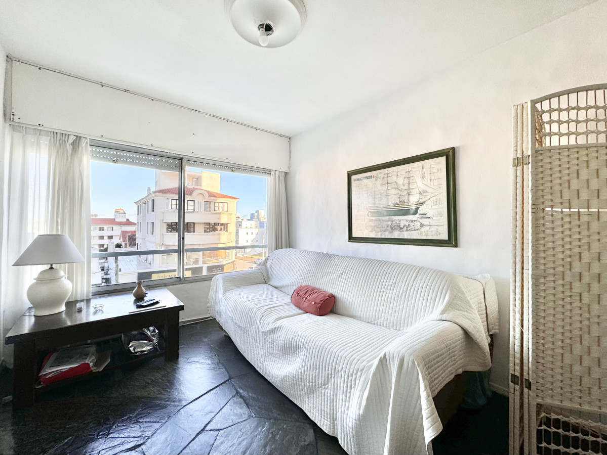 Apartamento de Dormitorio y medio en Peninsula con Garage