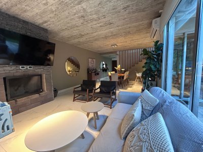 casa de cuatro dormitorios en venta en solanas - ccp37999c