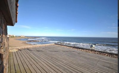 espectacular casa en venta frente al mar en la barra  - ccp30061c