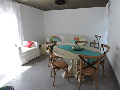 muy linda casa en manantiales de 3 dorm y dependencia a pasos del mar - ccp36463c