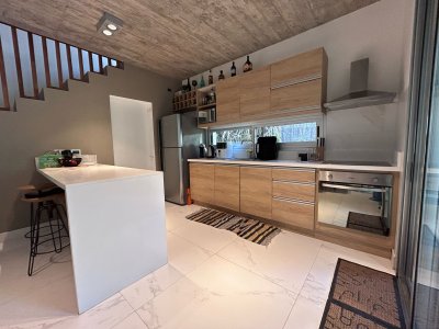 casa de cuatro dormitorios en venta en solanas - ccp37999c