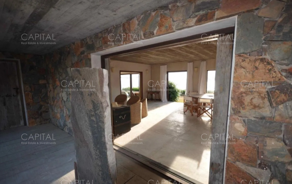 Casa ID.30061 - Espectacular casa en venta frente al Mar en La Barra 