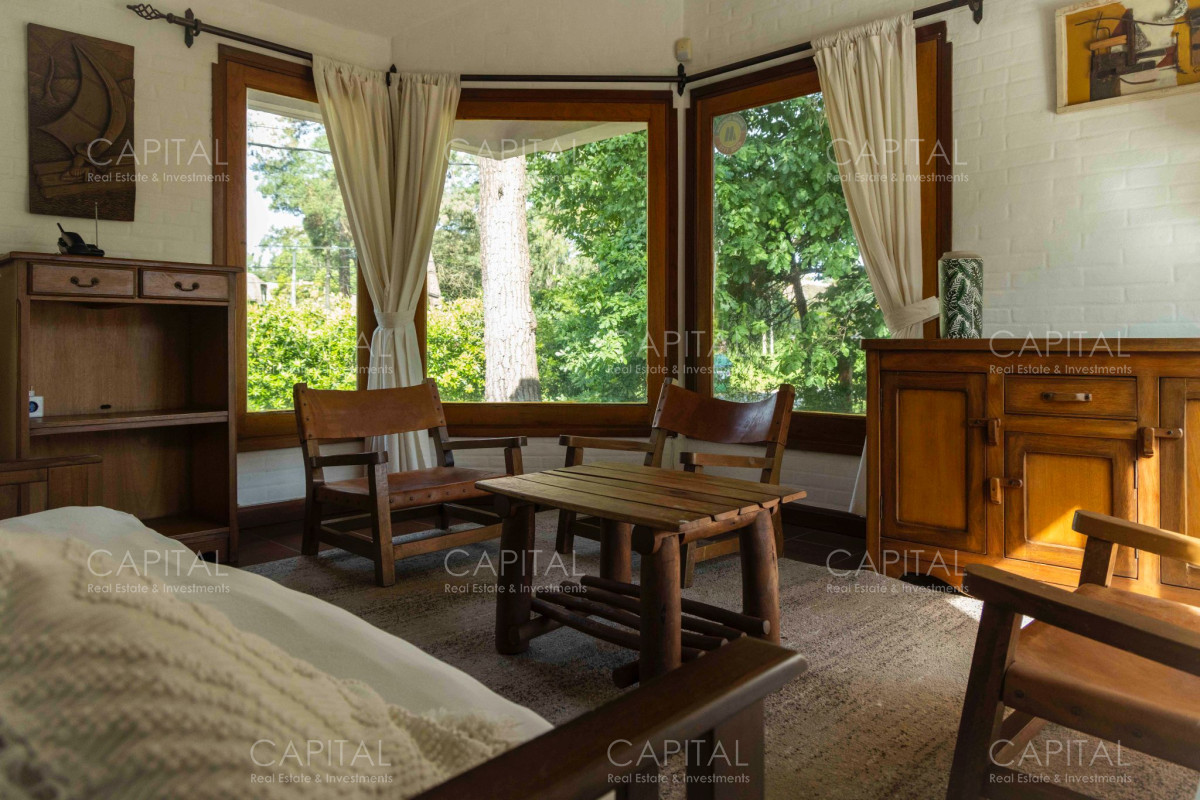 Casa ID.37788 - Casa de tres dormitorios y servicio en Venta en Pinares