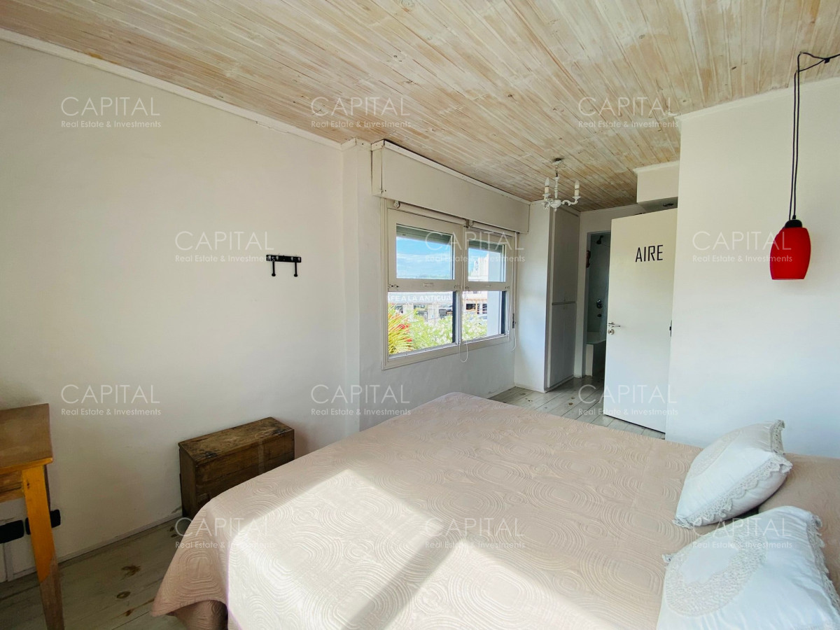 Casa ID.34063 - Amplia casa en el corazón de La barra con 6 dormitorios 