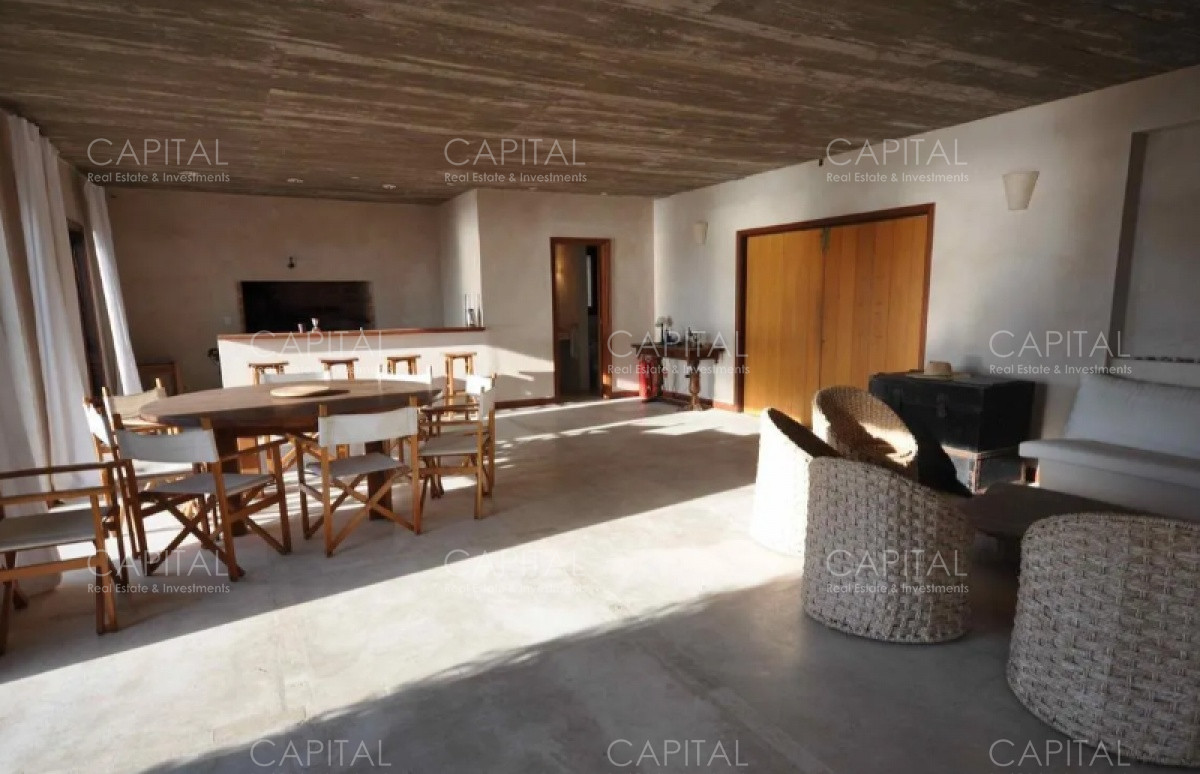 Casa ID.30061 - Espectacular casa en venta frente al Mar en La Barra 