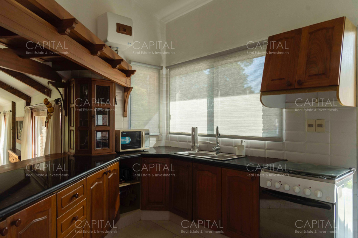 Casa ID.37788 - Casa de tres dormitorios y servicio en Venta en Pinares