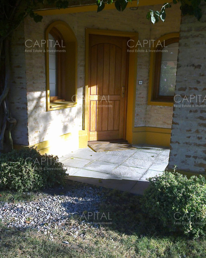 Casa ID.25886 - Casa en Alquiler