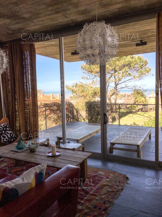 Casa de Tres Dormitorios en Alquiler, Montoya - CCP28570C
